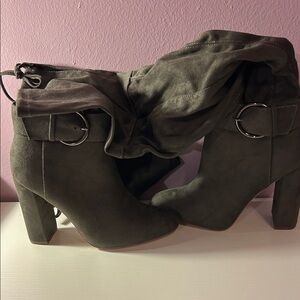 Elegant Gray Knee High Boots